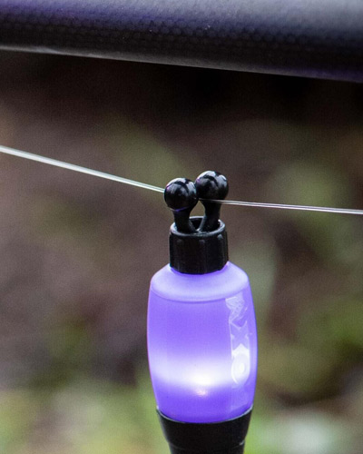 Fox Black Label Dinky Halo Bobbin Hanger  - description 18