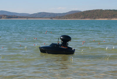 Bateau Amorceur CarpOn Invader Echo + GPS - Carptour