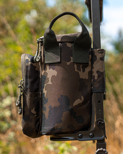 Sac Carryall Carp Porter Front Barrow Bag Dark Kamo Small - description 02