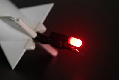 Lumière Spomb Light Rouge - description 01