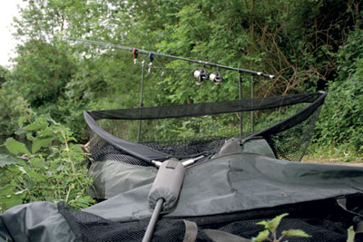 Flotteur Pelzer Landing Net Floater Pour Epuisette -Sonik Magasin 36d99666a79a1091cc9fbd5a224cc433ad777823 202284a