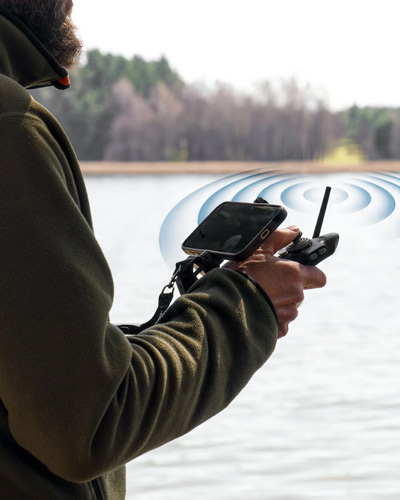Support Smartphone Deeper pour Télécommande Bateau Amorceur Spark - description 03