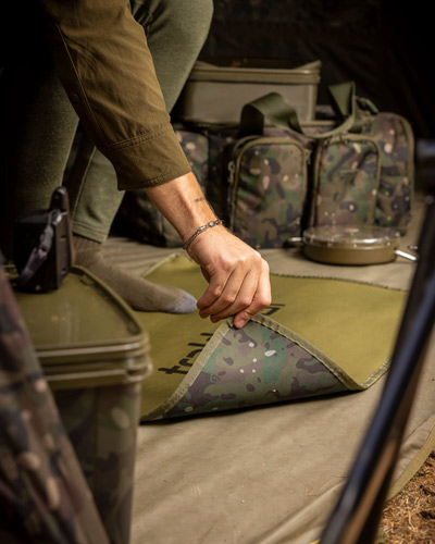 Tapis de Biwy Trakker Reversible Bivvy Mat Camo - description 03