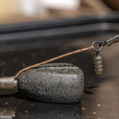 Kit Montage Avid Carp Outline Flecktone Drop-Off Inline (par 6) - description 02