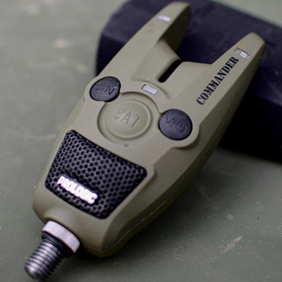 Détecteur Prologic BAT Commander + Coque -Hameçons Soldes Boutique 722e2f72550302a15704b53f0ce45fed1e7ef415 203950amb2