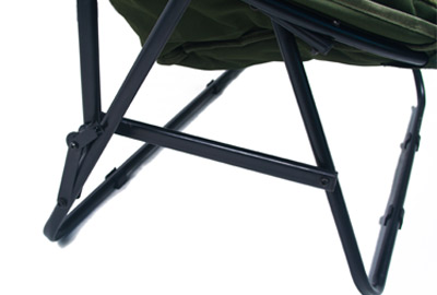 Carp design green line the round chair – Chrono Carp ©