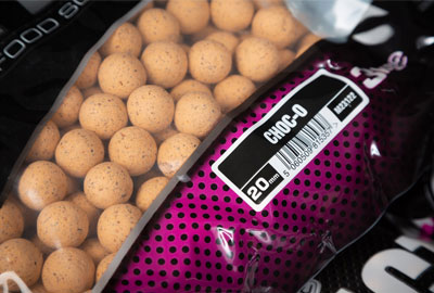 Bouillettes Mainline High Impact Choc-O 20mm 3kg 2 Bouillettes Mainline High Impact Choc-O 20mm 3kg -DYNAMITE BAITS 8b6e39664c1f58014c51932f1cce8b34a1e8c521 243271