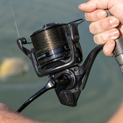 Moulinet Avid Carp Revolve 8000 FD (les 2) - description 02