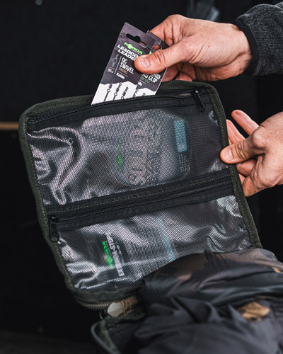 Sac Fourre Tout Korda Compac Utility Bag Dark Kamo Large - description 06