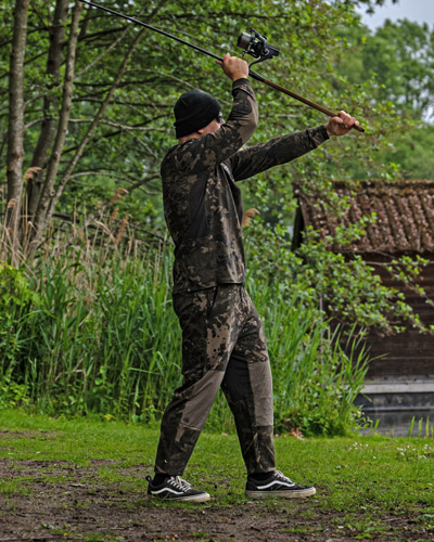 T-Shirt Nash à Manches Longues Nash ZT Lite Luxe Camo - description 02