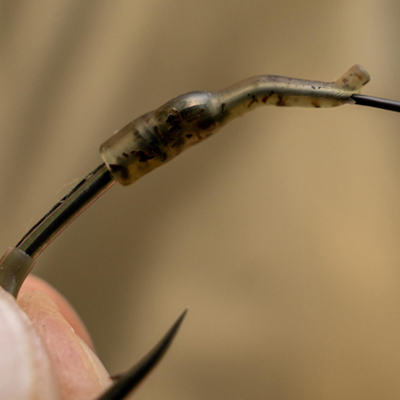 Adaptateur Avid Carp Outline Flecktone Line Aligner (par 10) - description 03