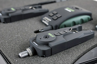 Coffret Sonik Centrale 3 Détecteurs SKS + Lampe De Biwy -Hameçons Soldes Boutique f2329b42187790fbe9f9beb34b40dfc834280b97 203888 amb1